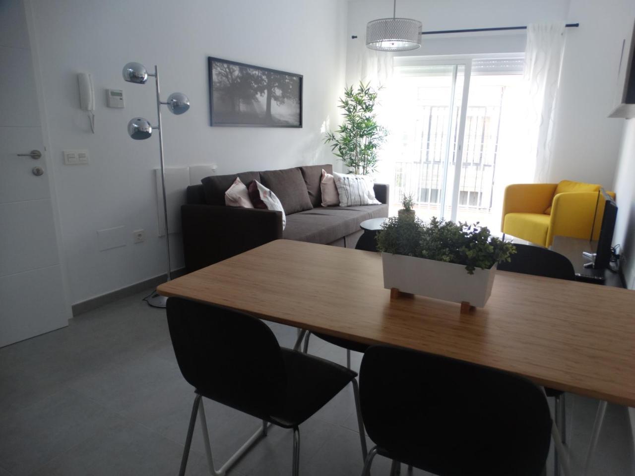 Malaga Apartamentos - Jinetes, 10 Екстериор снимка