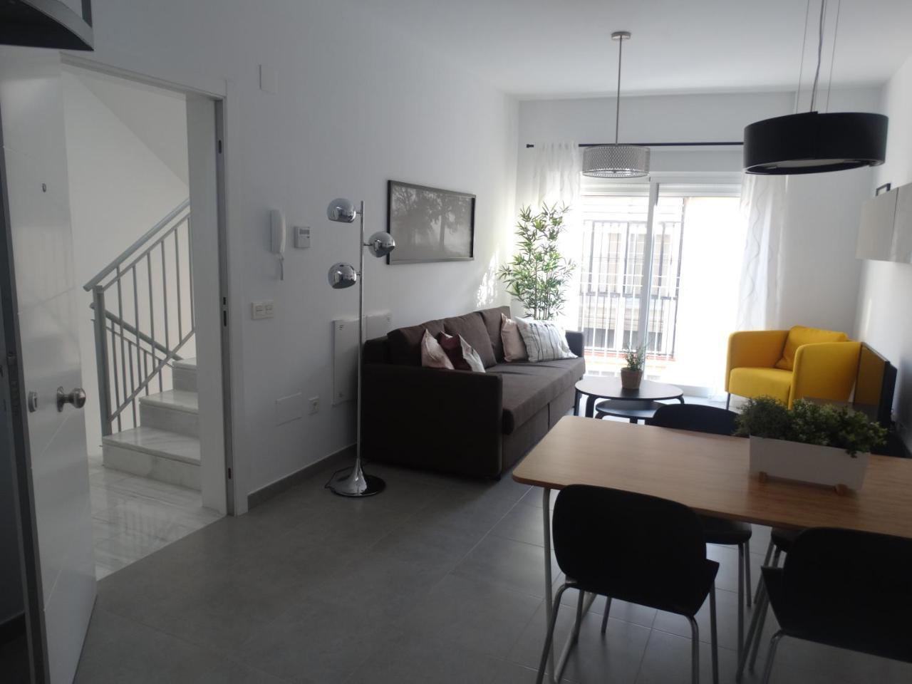 Malaga Apartamentos - Jinetes, 10 Екстериор снимка