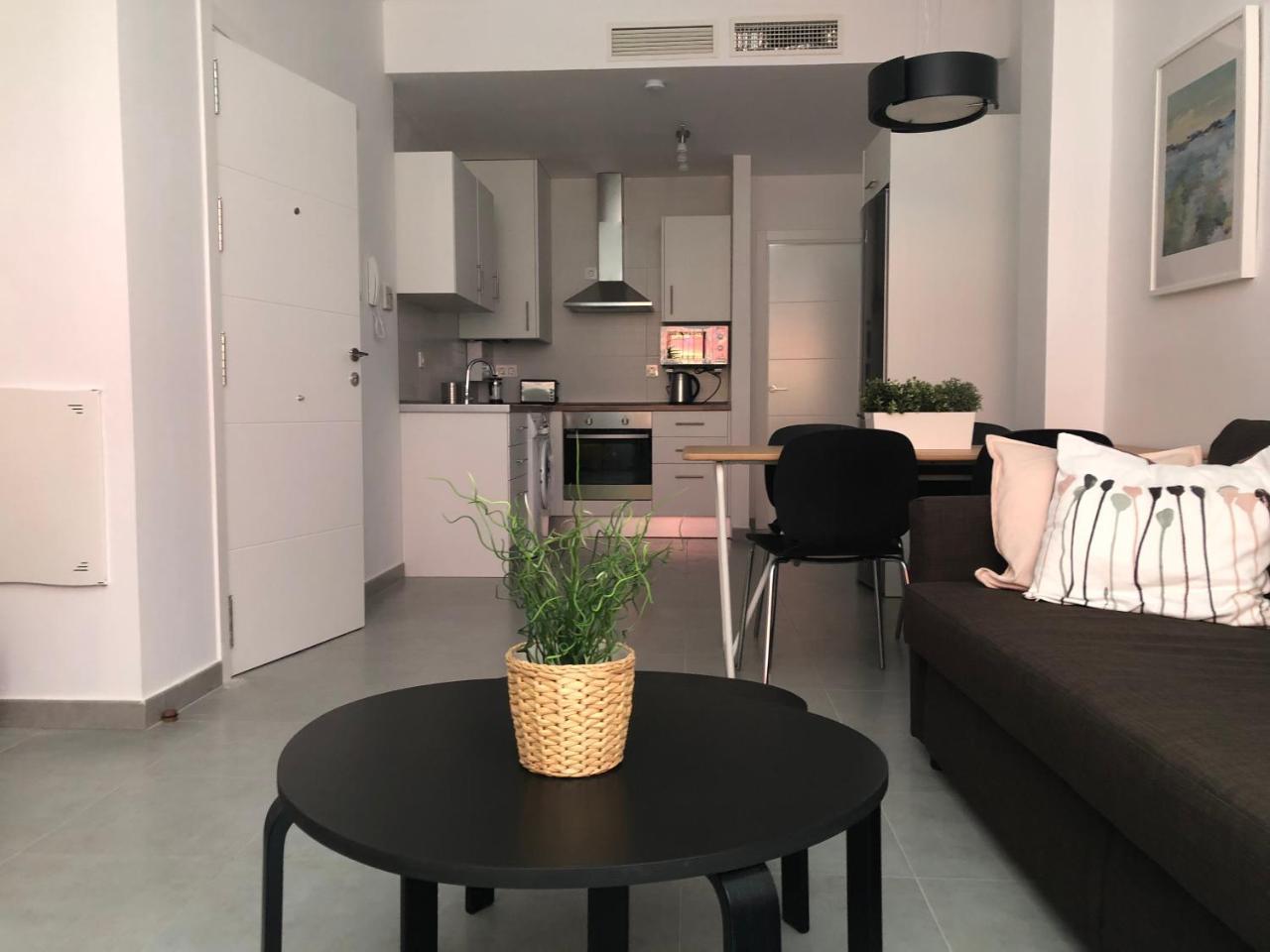 Malaga Apartamentos - Jinetes, 10 Екстериор снимка