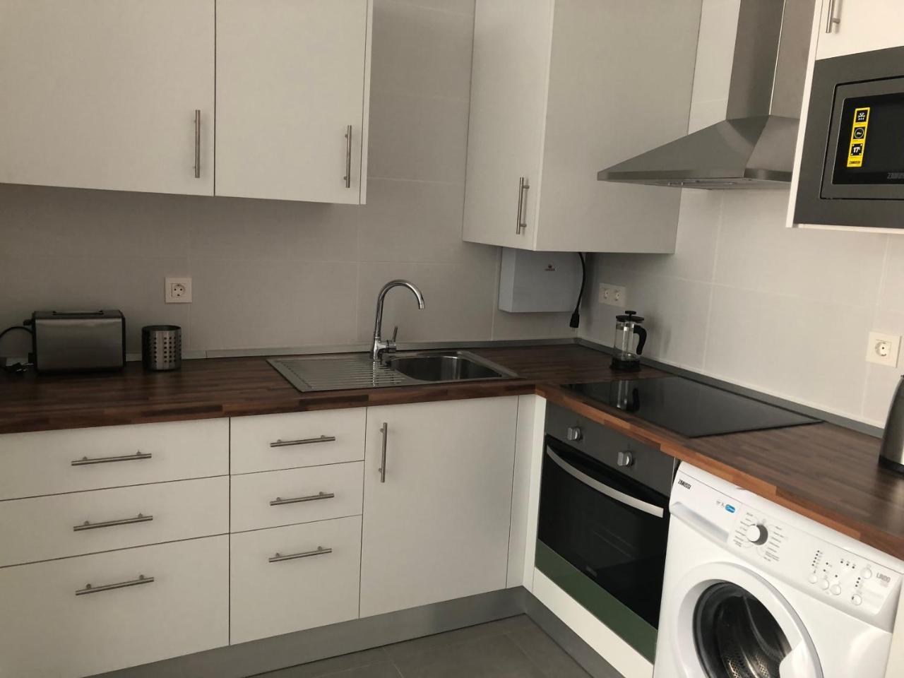 Malaga Apartamentos - Jinetes, 10 Екстериор снимка